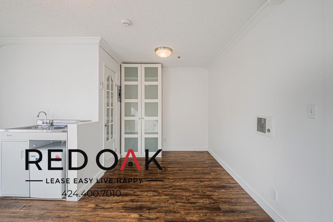 Maryland Glendale LP - Photo 3 of 14