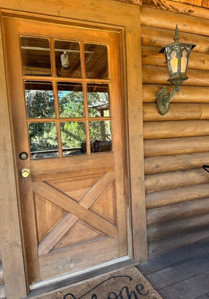 1840 Robinhood Rd - Photo 3 of 39