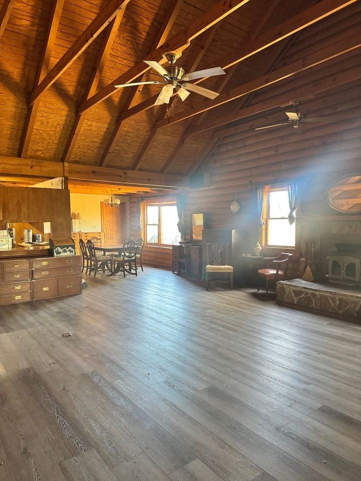 1840 Robinhood Rd - Photo 4 of 39