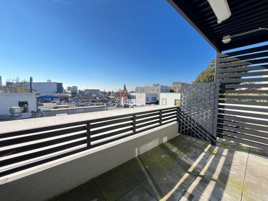 4045 Broadway - Photo 2 of 17