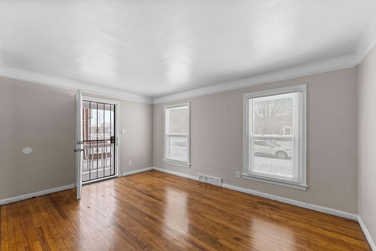 19335 Hoover St - Photo 2 of 13