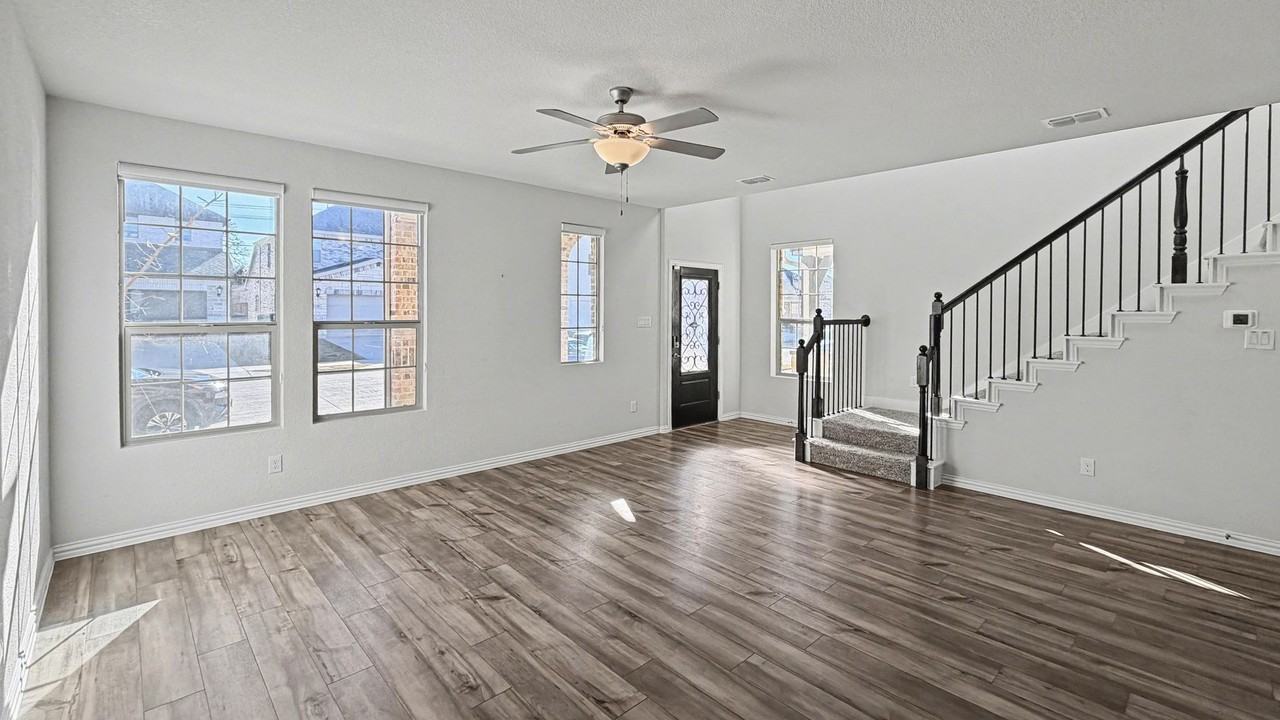 2653 Acadia Dr - Photo 5 of 50