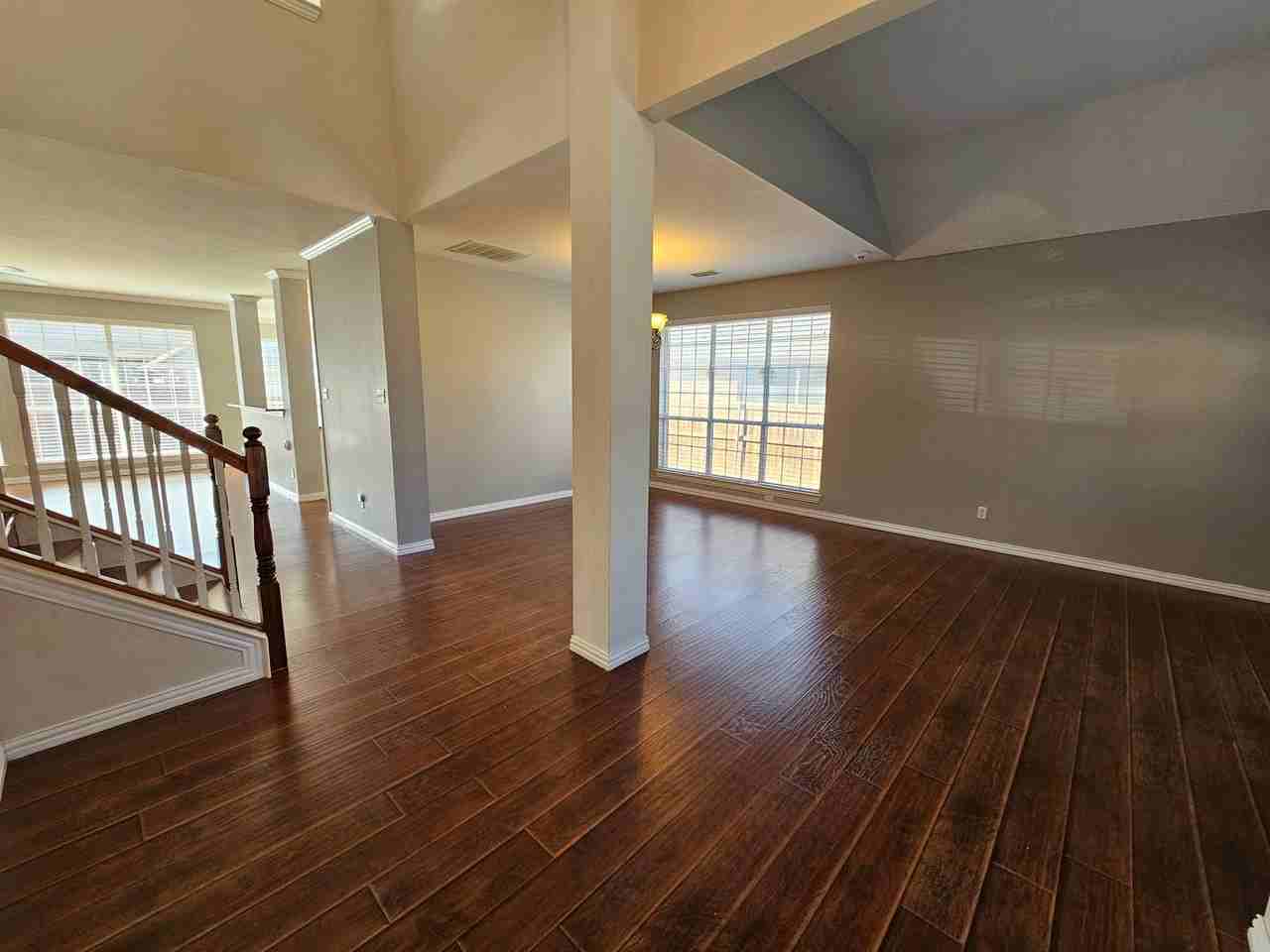 6805 Westover Dr - Photo 5 of 41