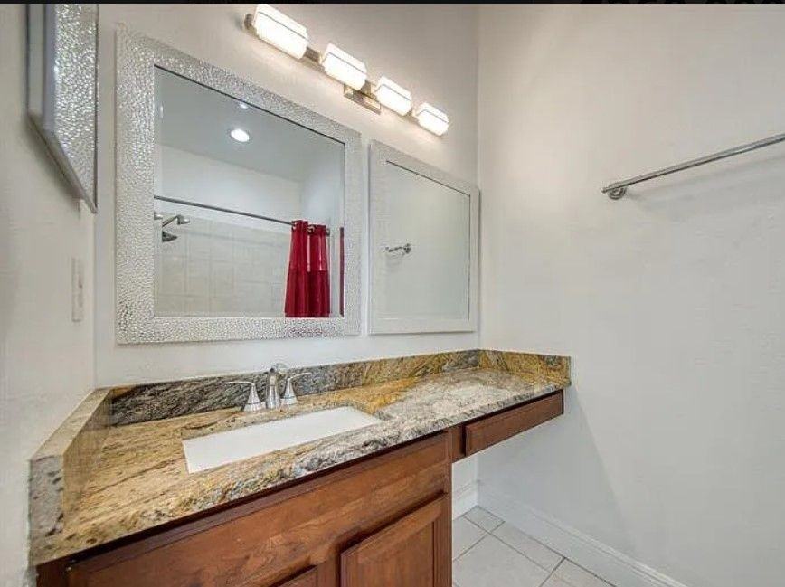 11674 Declaration Dr - Photo 3 of 4