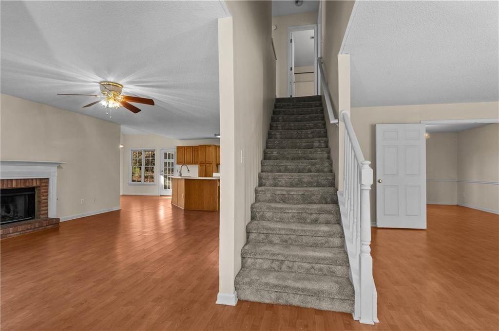 2155 Southbrook Rdg Nw - Photo 2 of 37