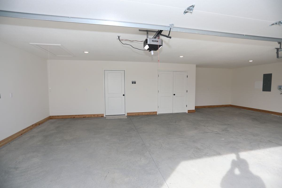 4609 Chambers Bay Dr - Photo 6 of 44