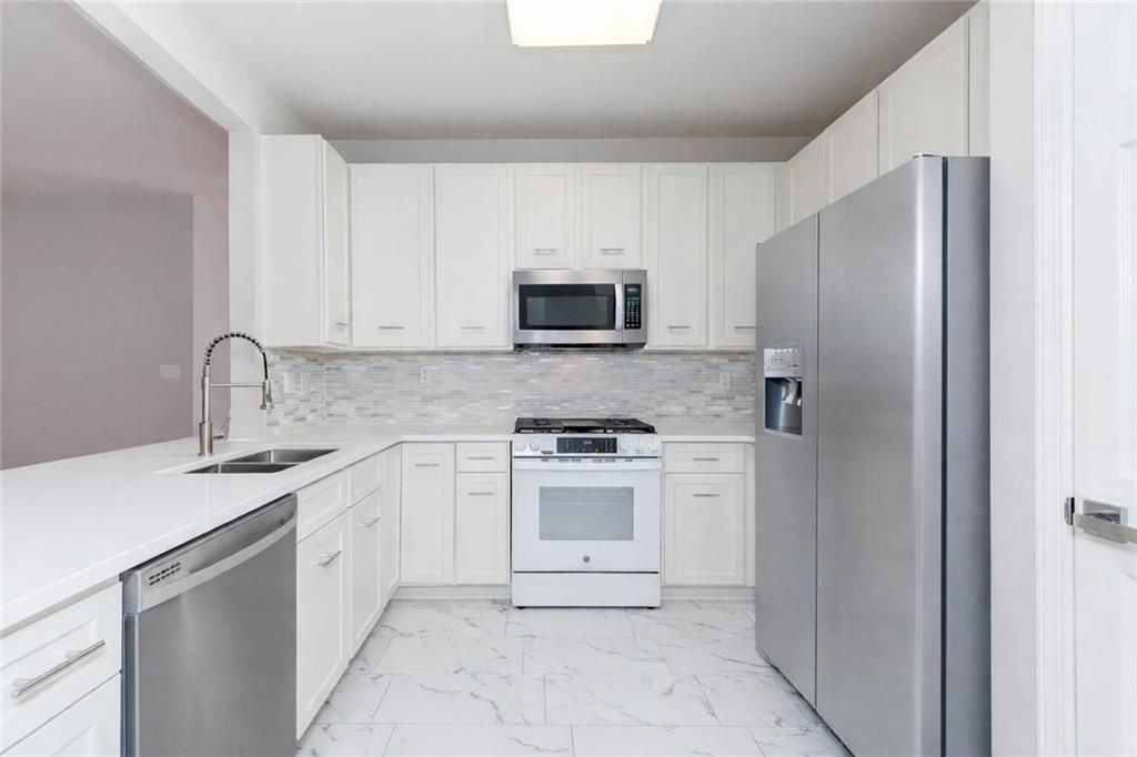 3418 Rose Arbor Ct - Photo 7 of 37