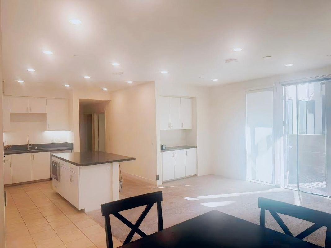 1224 Nolita - Photo 2 of 32