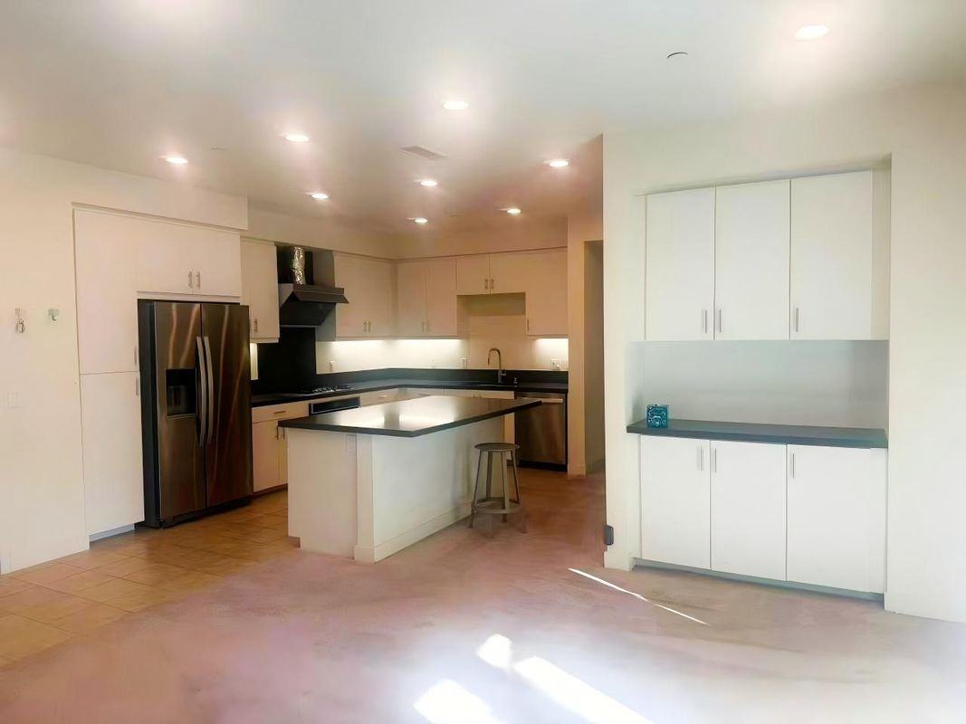 1224 Nolita - Photo 7 of 32