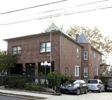 featured image of 916 Chester Pike