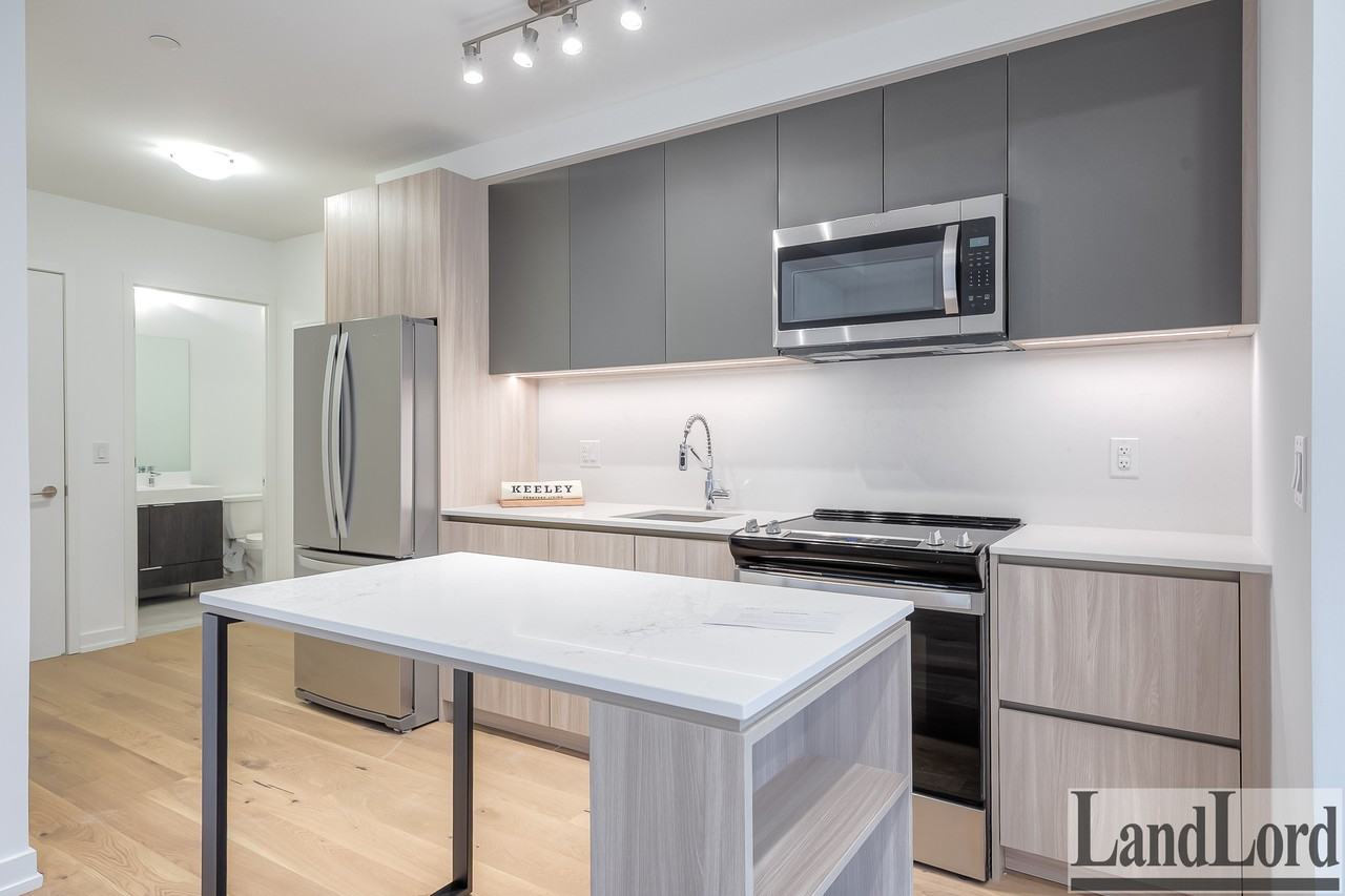 15 Maryport Ave #104 - Photo 3 of 32