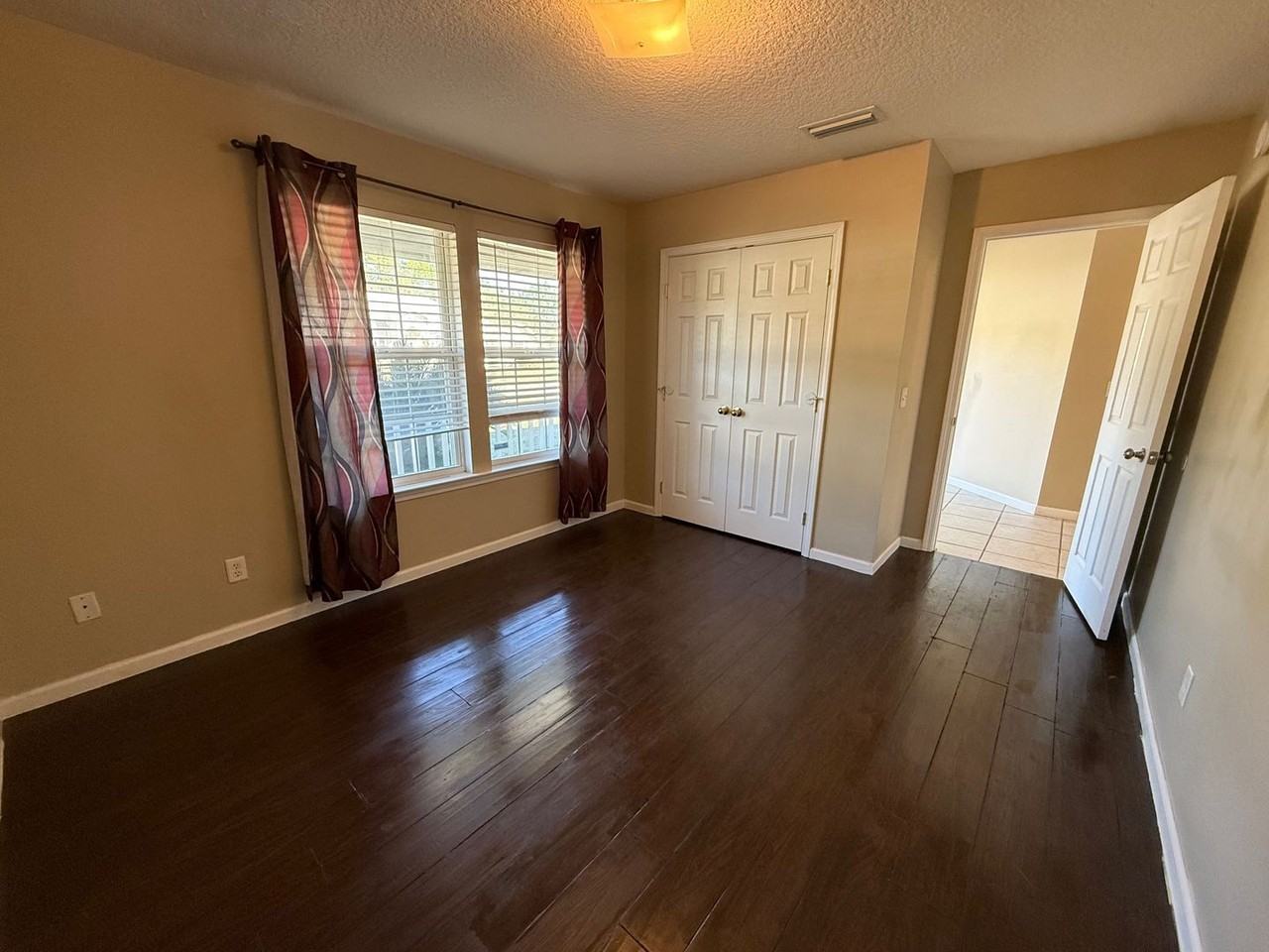 107 Cypress Bnd - Photo 5 of 41