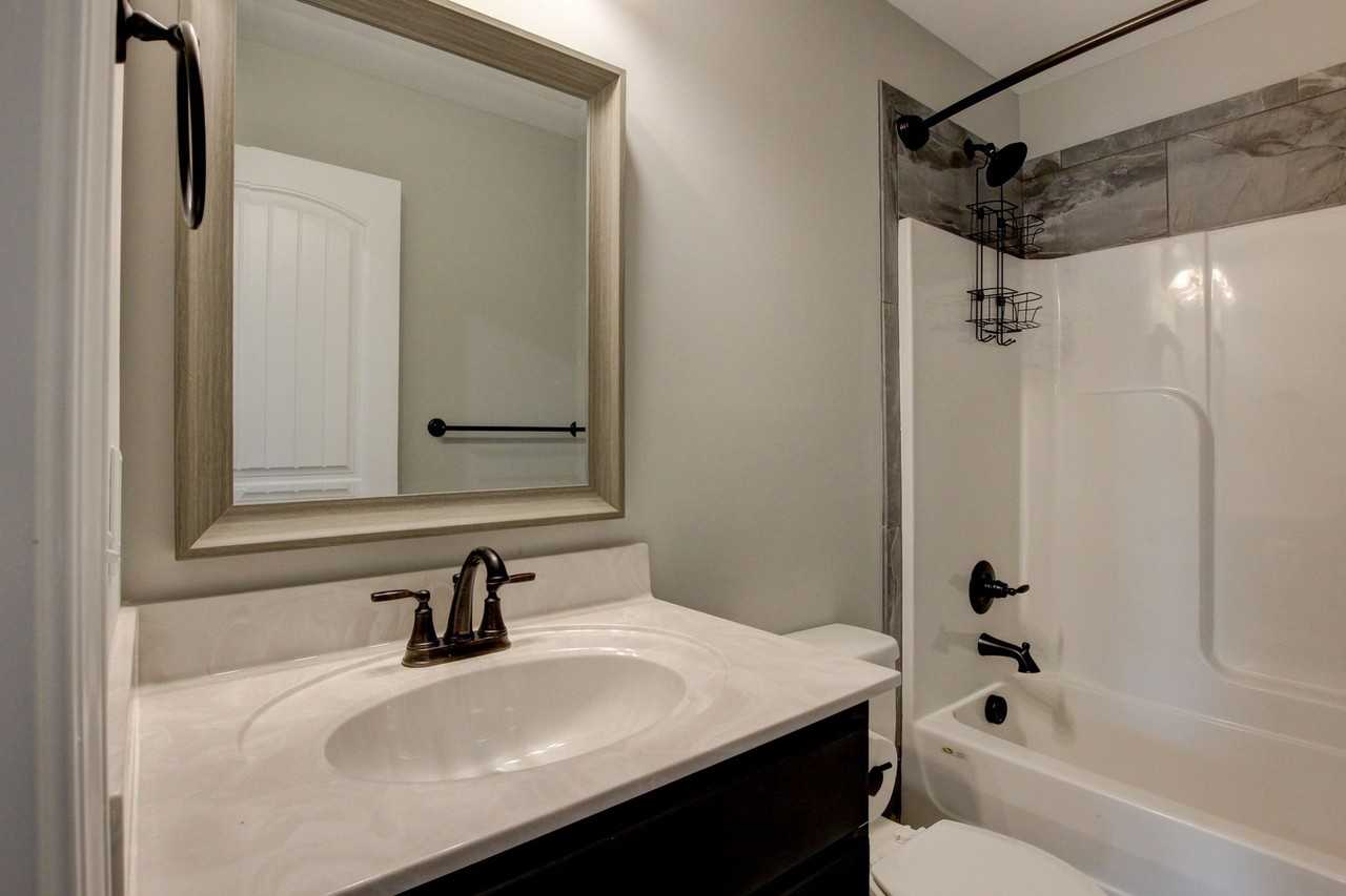 1569 Kestrel Dr - Photo 4 of 50