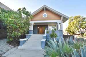 featured image of 2214 Elsinore St