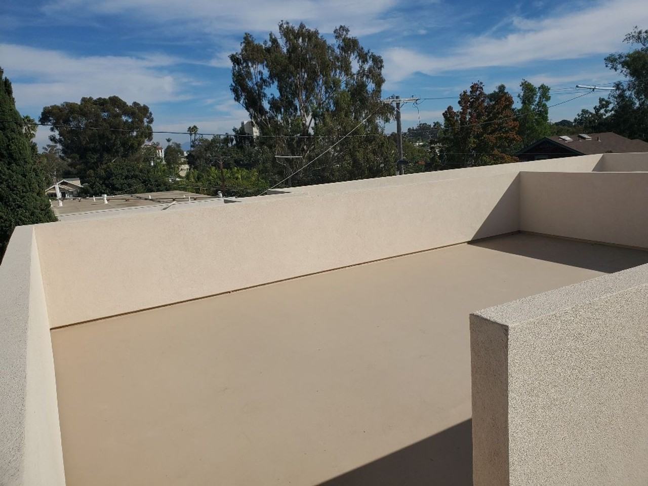 1249 Pennsylvania Ave - Photo 4 of 14