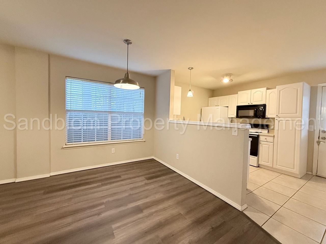 4031 Rawson Rd - Photo 5 of 17