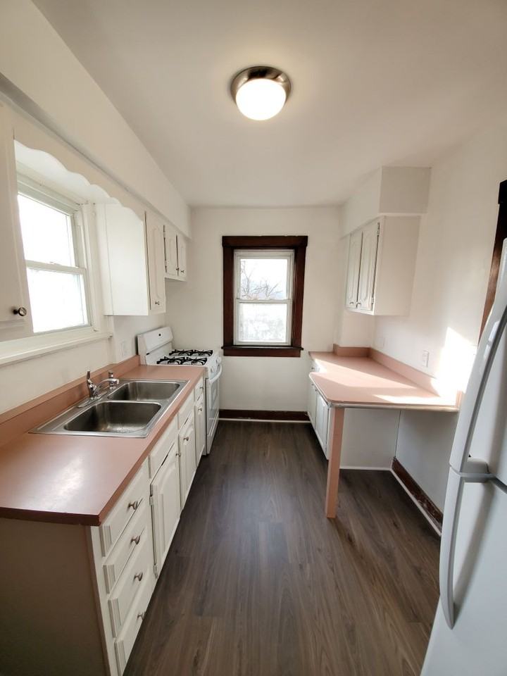 4714 Sylvan Ave - Photo 2 of 18