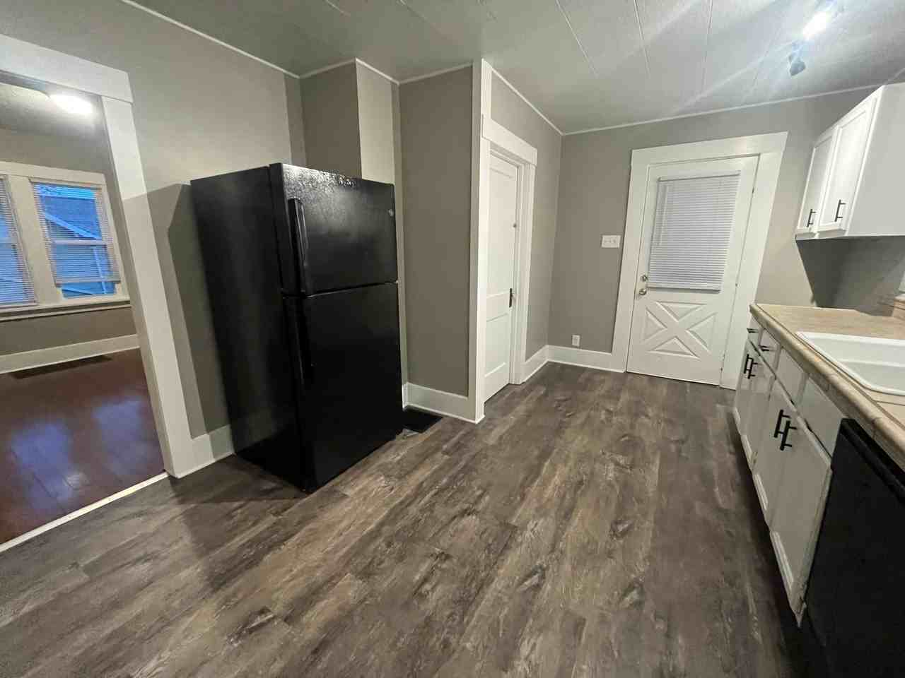 2506 Clara Ave - Photo 6 of 12