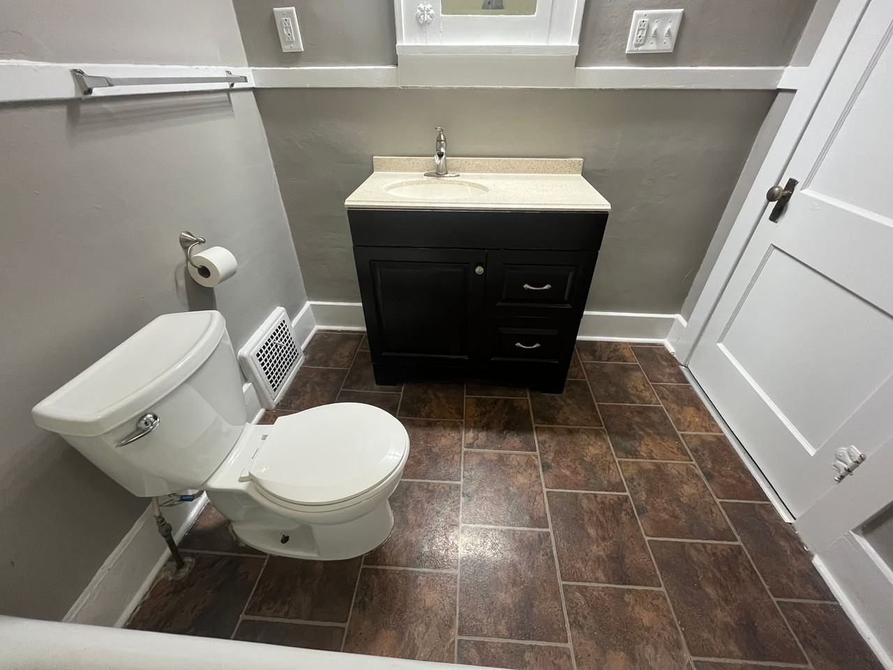 2506 Clara Ave - Photo 7 of 12