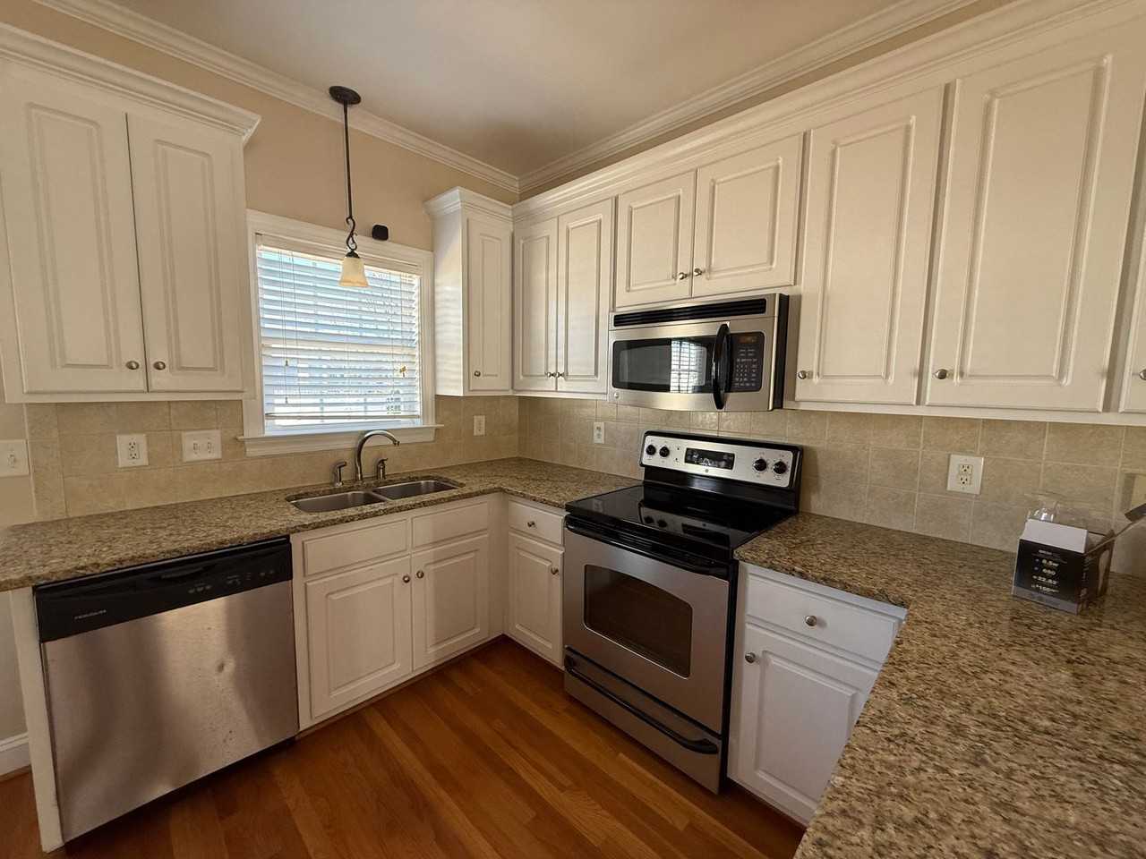 2806 Canal Dr Nw - Photo 6 of 10