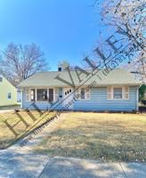 featured image of 2215 S 10th 1/2 St