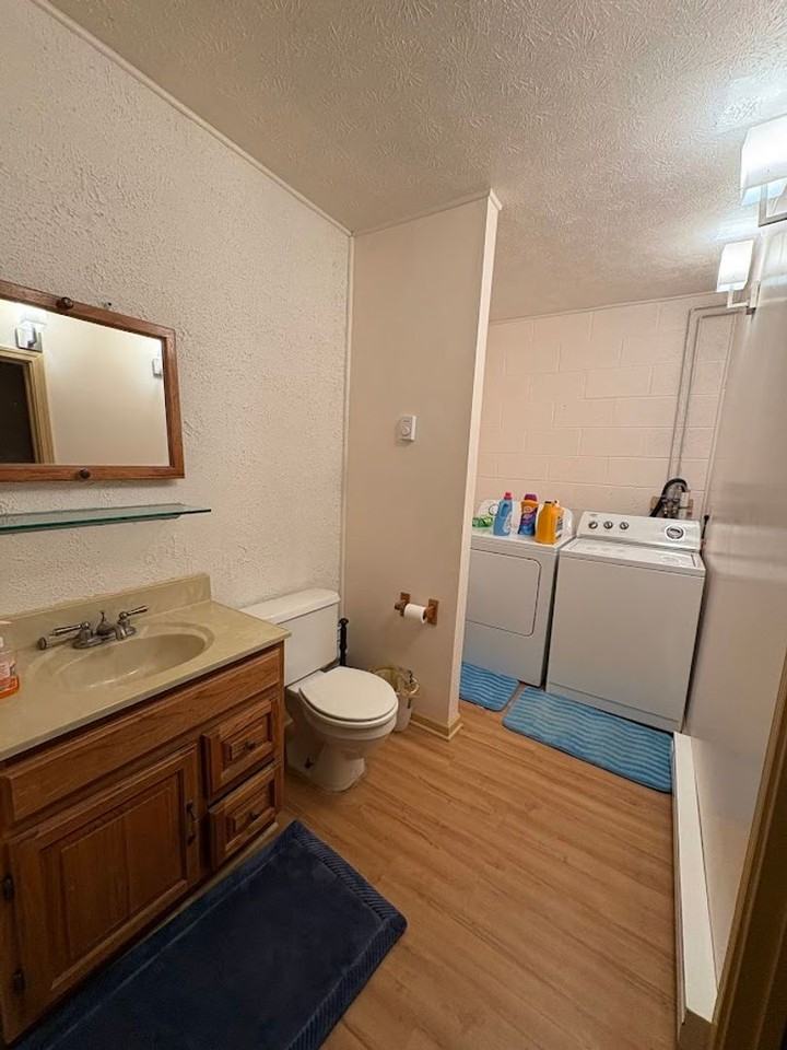 2802 Graybill Rd - Photo 3 of 9