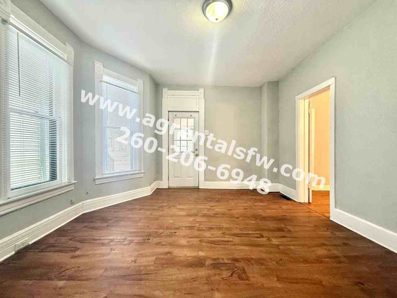 228 W Leith St - Photo 3 of 21