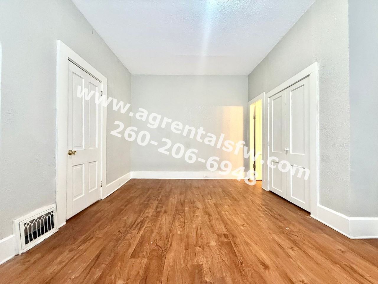 228 W Leith St - Photo 4 of 21