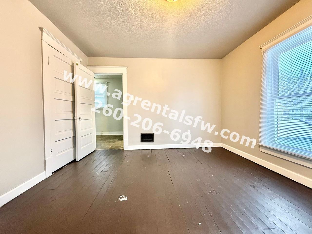 1115 Cottage Ave - Photo 7 of 18