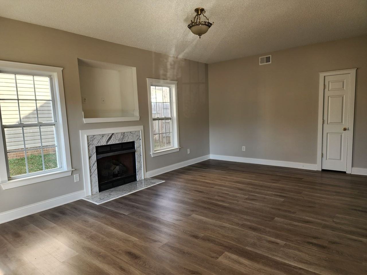 1919 Olsen Ln - Photo 3 of 11