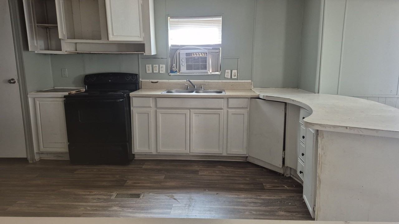 6545 Highway 42 - Photo 5 of 7