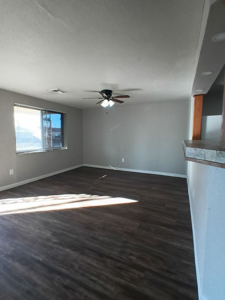 609 Traub Pl - Photo 2 of 23