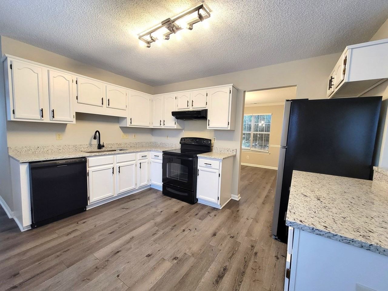 6007 Running Deer Rd - Photo 4 of 18