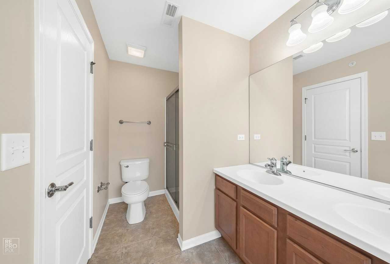 1456 Crimson Ln - Photo 7 of 11