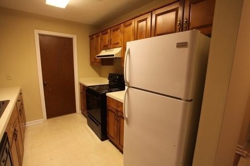 1521 Fitzpatrick Ave #B - Photo 2 of 13