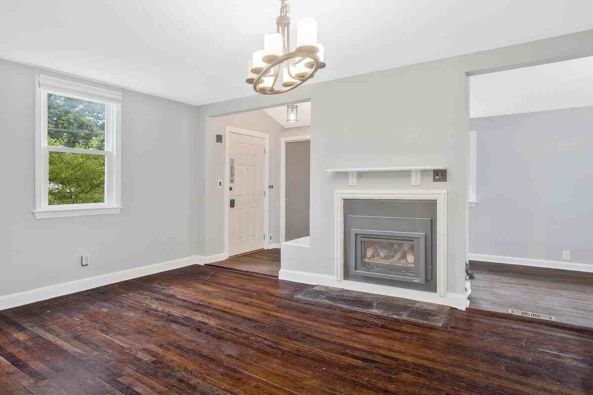 509 Denham Rd - Photo 2 of 38