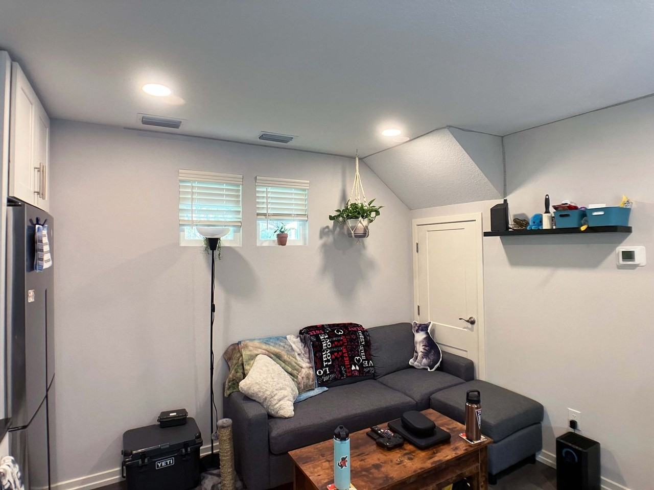 861 Sw 5th Ter - Photo 4 of 10