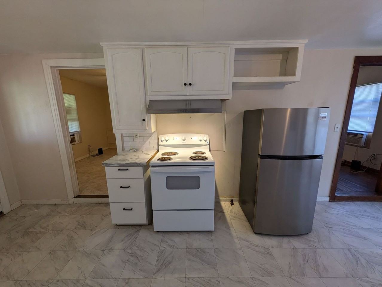 475 Mitchell St - Photo 7 of 16