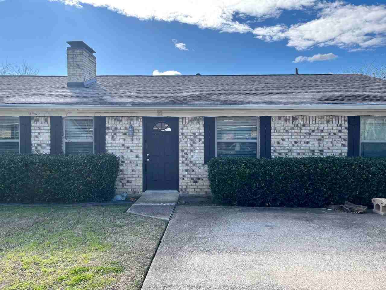 8414 Cambridge Rd #C22 - Photo 2 of 20