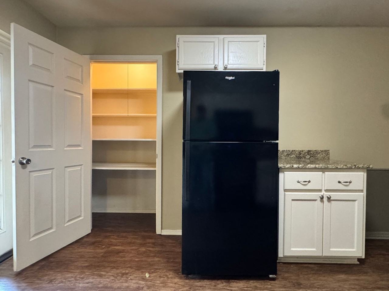 8414 Cambridge Rd #C22 - Photo 7 of 20