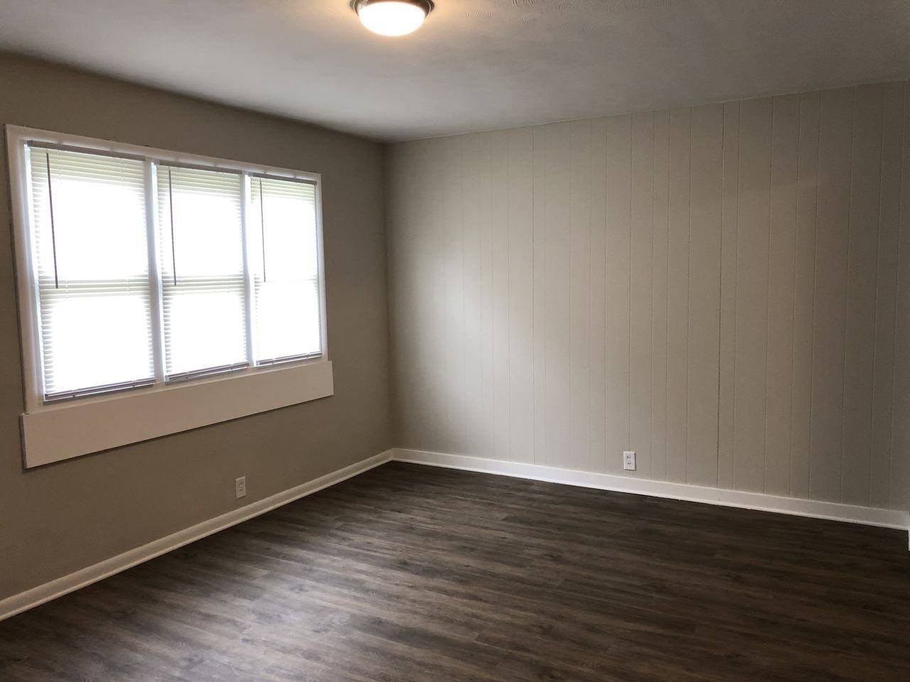 317 Majestic St Se - Photo 7 of 29