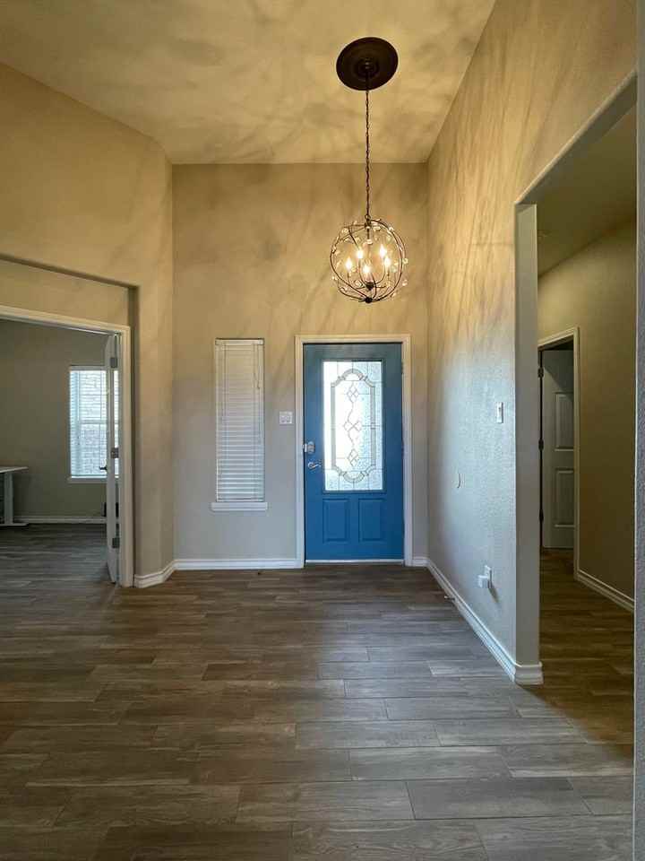 2508 Fairway Ter - Photo 2 of 17