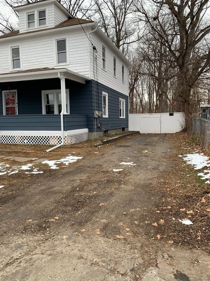 688 688 South St. Newburgh NY 12550 - Photo 2 of 21