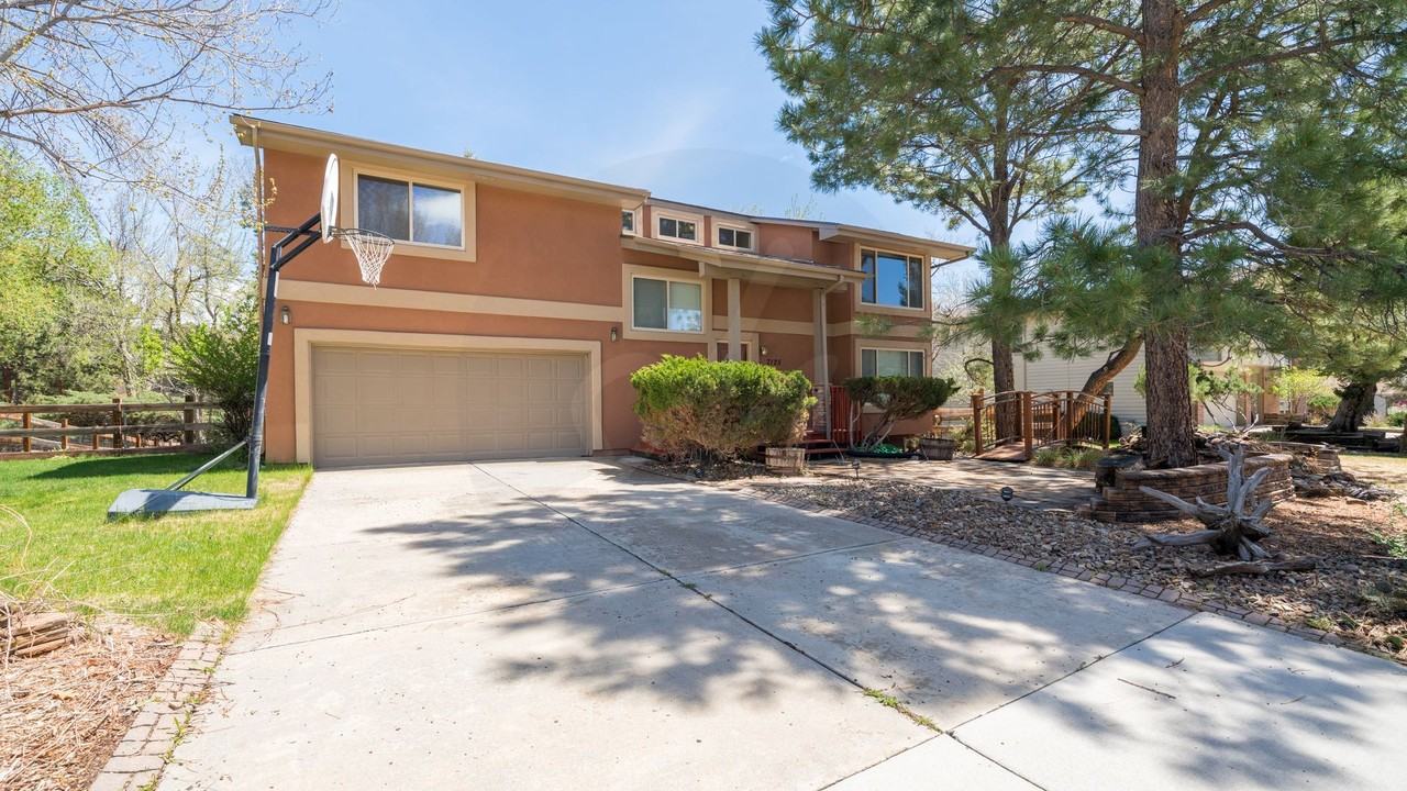 7125 Delmonico Dr - Photo 2 of 28