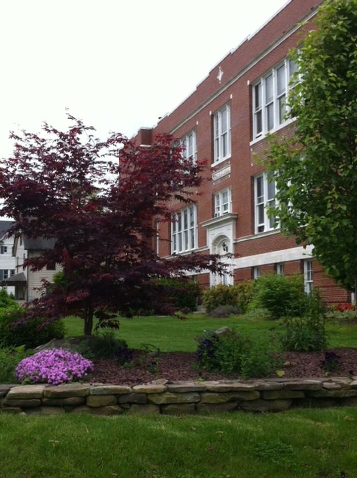 Available unit in Torrington - Photo 2 of 22