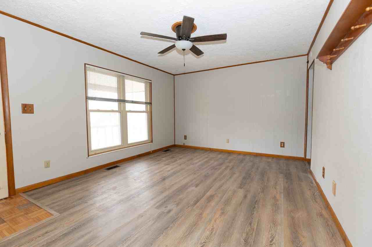 1410 Dillon Dr - Photo 7 of 14