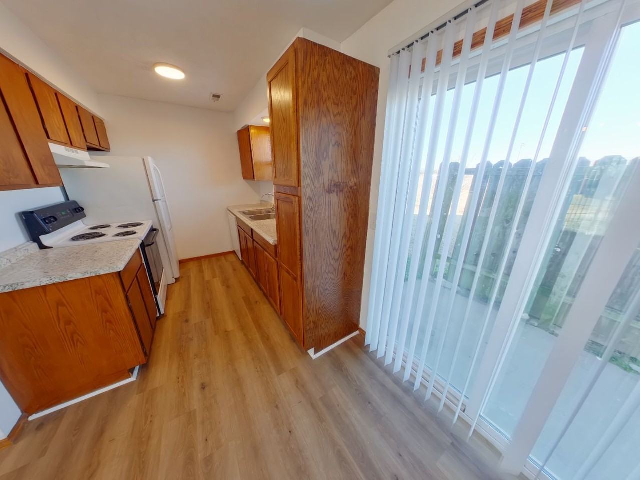 3960 N Garland Cir #2 - Photo 3 of 6