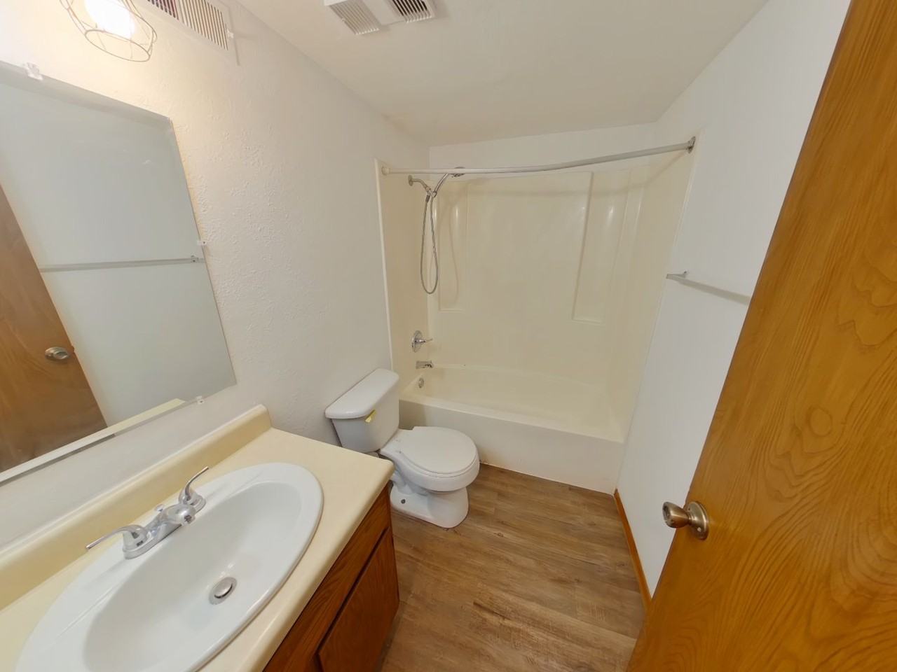 3960 N Garland Cir #2 - Photo 5 of 6