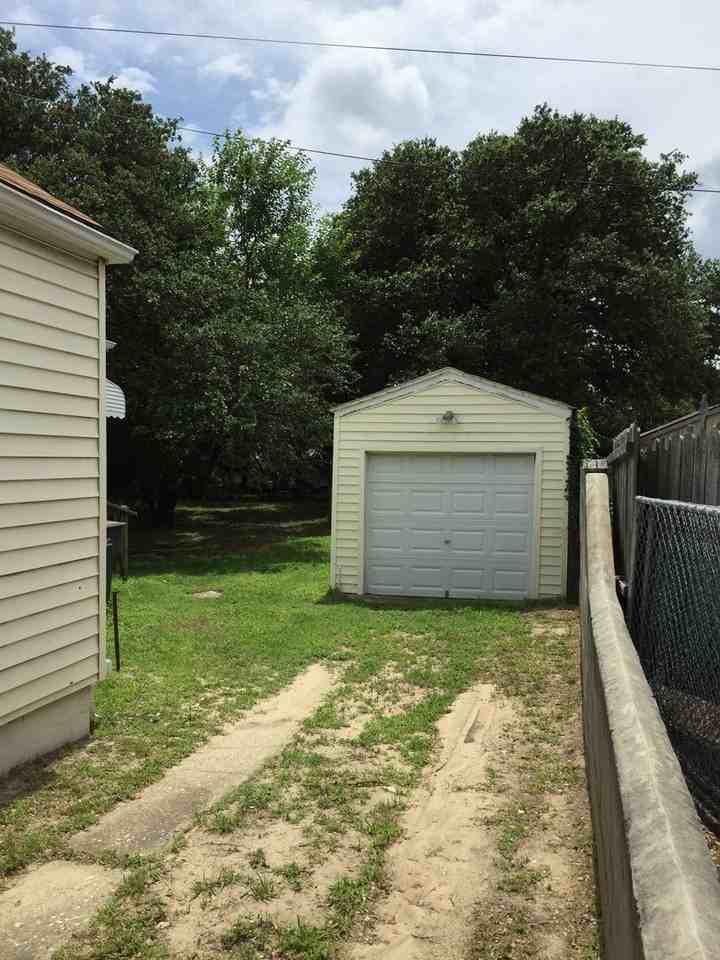 3115 E Ocean View Ave - Photo 2 of 9