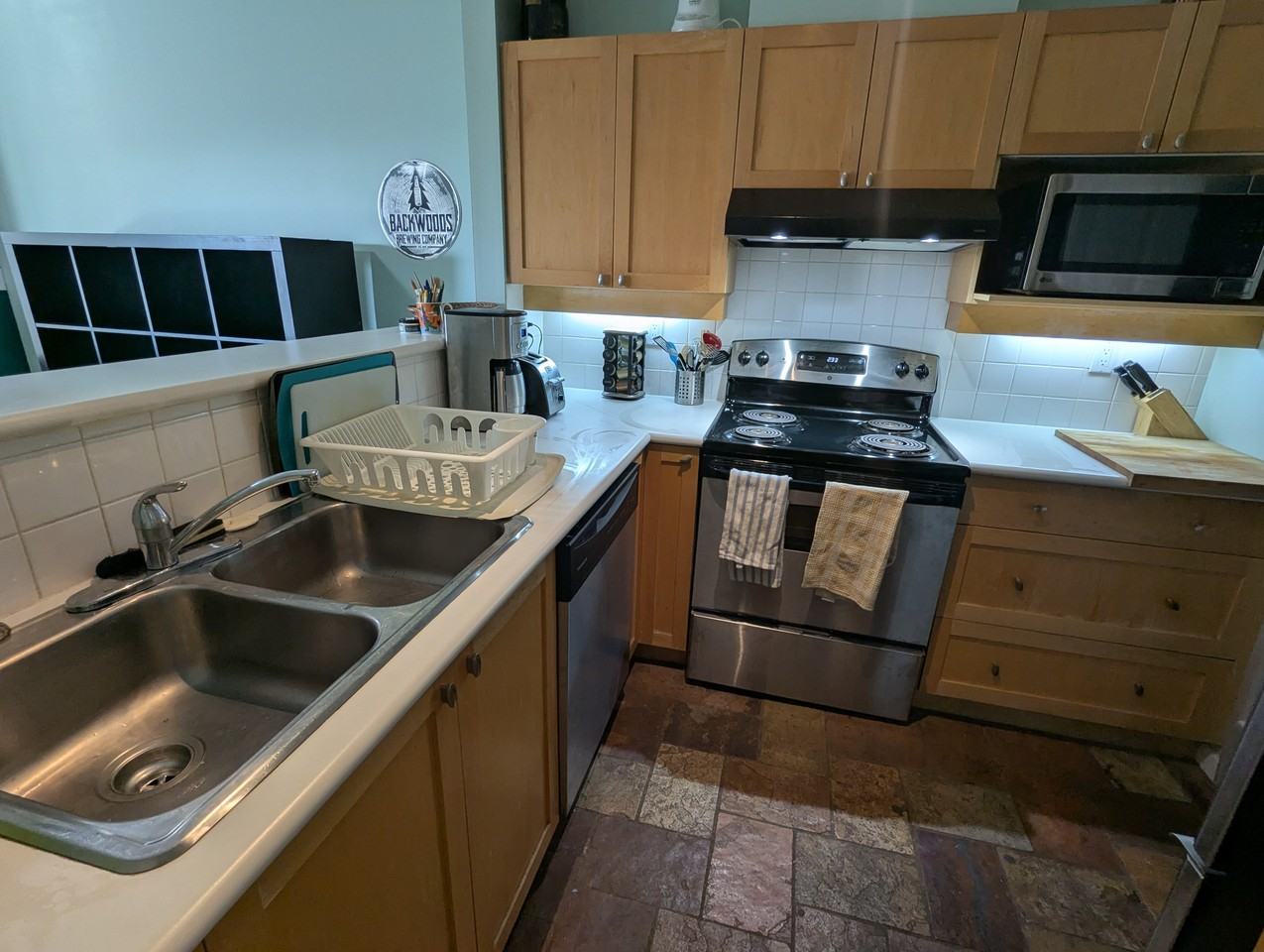 1880 East Kent Avenue South #303 - Photo 3 of 10